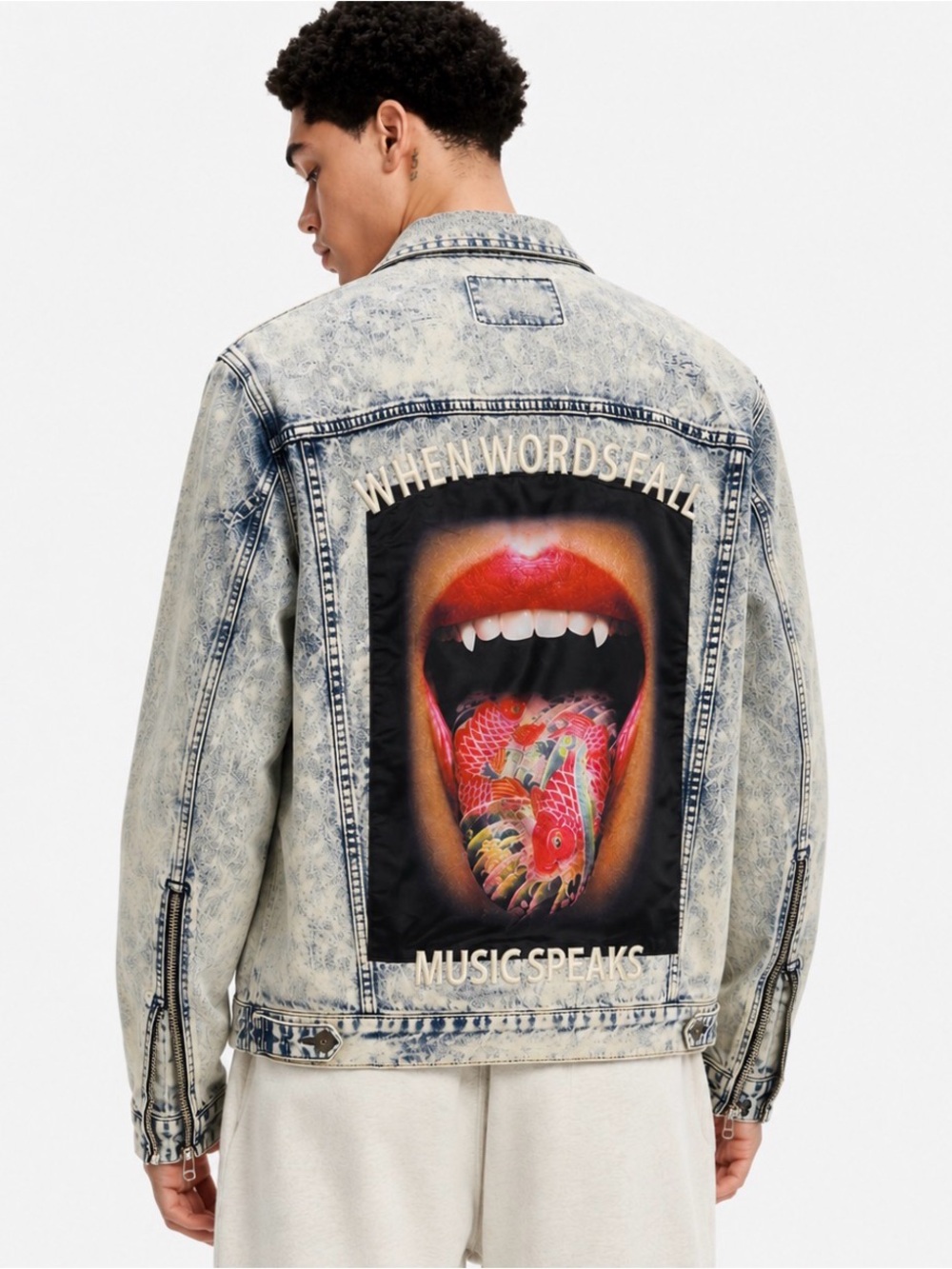 CULT OF INDIVIDUALITY (LIGHT BLUE MUSIC SPEAK DENIM JACKET)